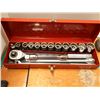 Image 1 : ENS DE RATCHETS 3/4" AVEC 11 DOUILLES (7/8"-1-1/2") & EXTENSIONS