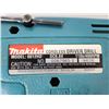 Image 2 : PERCEUSE SANS FILS MAKITA 6012HD AVEC CHARG, ET BATT