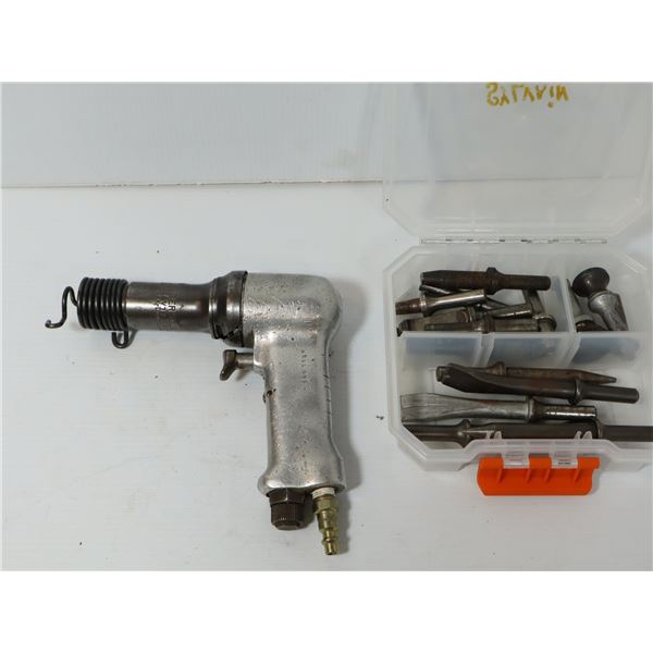MARTEAU PNEUMATIQUE AVEC ACCESSOIRES