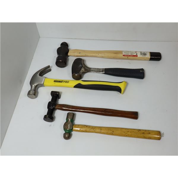 LOT DE 5 MARTEAUX ASST