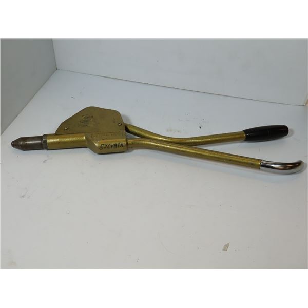 RIVETEUSE GESIPA HNI #056100