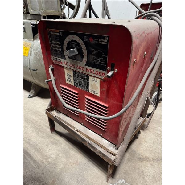 SOUDEUSE A ARC LINCOLN AC225