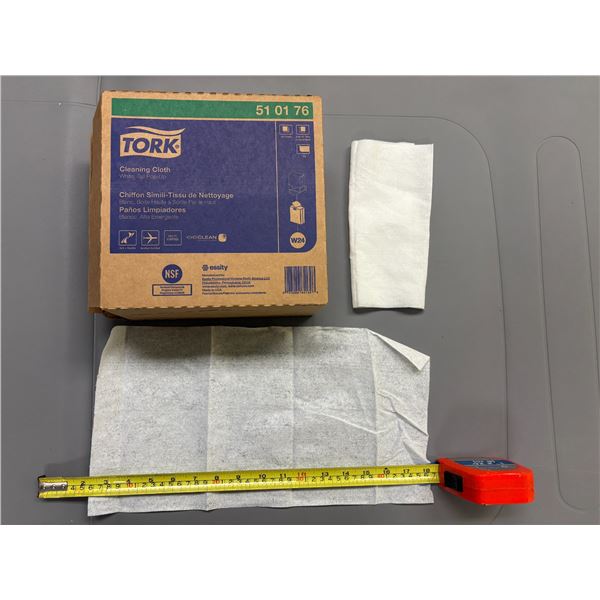 BTE DE 100 CHIFFONS SIMILI-TISSUE DE NETTOYAGE 8.5"x16" TORK #510176