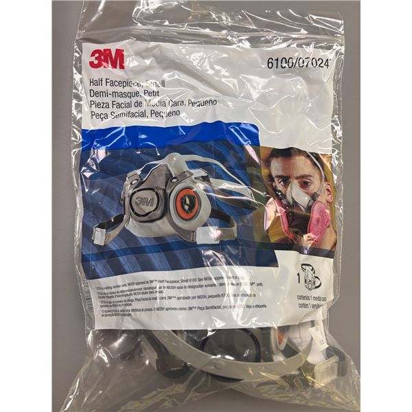 DEMI-MASQUE PETIT 3M #3100/07024