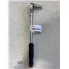 Image 1 : MAC TOOLS RATCHET AND 10MM SOCKET