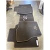 Image 1 : 2023/24 FORD KING RANCH FLOOR MAT SET