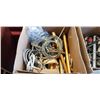 Image 3 : 2 BOXES OF LED DESK LIGHTS