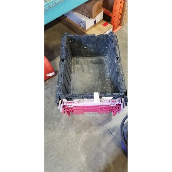 5 STORAGE TOTES WITH INTERLOCKING LIDS