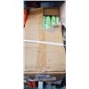 Image 1 : BOX OF NEW DUSTERS