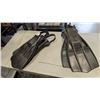 Image 1 : 2 PAIRS OF FISHING/ SCUBA FINS