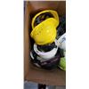 Image 2 : LARGE LOT OF ASSORTED HARD HATS