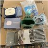 Image 1 : COMPACT KNIFE ORGANIZER, SINK CADDY 2 PACK AND 2 SOAP HOLDERS