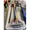 Image 1 : FLOOR SQUEEGIE, PICK AXE, BOW SAW, SLEDGE HAMMER, PRUNER ETC