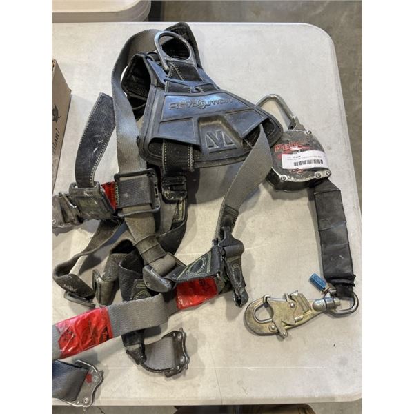 REBEL RETRACTABLE LANYARD AND SAFETY HARNESS