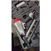 Image 2 : MAX 15 GAUGE FINISHING NAILER IN CASE