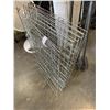 Image 2 : FOLDING METAL DOG CRATE