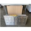 Image 1 : 6 BANK MAIL LOCKER WITH KEYS
