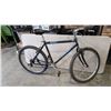 Image 1 : GIANT BOULDER 500 MOUNTAIN BIKE
