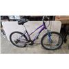 Image 1 : SCHWINN YOUTH BIKE