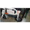 Image 2 : SWAGCYCLE BY SWAGTRON EBIKE WITH CHARGER