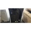 Image 8 : FRIGIDAIRE WHITE DRYER AND WHIRLPOOL WASHER, WORKING SET