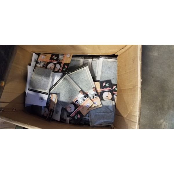 BOX OF ADHESIVE FELT PADS