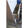 Image 3 : GLOBAL 4 DRAWER METAL FILE CABINET WITH KEY
