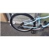 Image 3 : BABY BLUE SPECIALIZED BIKE