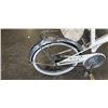 Image 2 : VINTAGE MAGNET BIKE