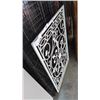 Image 2 : WHITE METAL 2FT X 3FT GARDEN PANEL