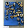Image 1 : 19 VINTAGE BROACHES