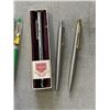 Image 2 : BAG OF SEVEN VINTAGE PENS AND MECHANICAL PENCILS WITH FOUNTAIN PEN