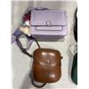 Image 2 : 3 LEATHER PURSES AND FABRIC SHOULDER BAG