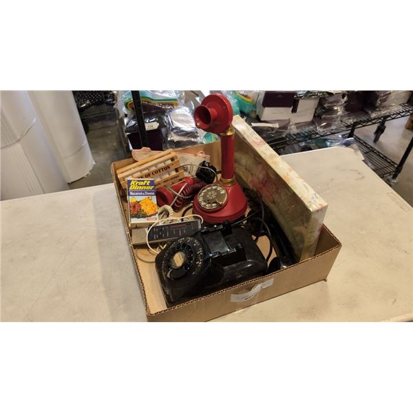 VINTAGE ROTARY PHONES, KRAFT DINNER PHONE, ASSORTED VINTAGE AND COLLECTIBLE ITEMS