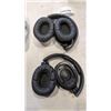 Image 2 : 4 PAIRS OF SKULL CANDY WIRELESS OVER EAR HEADPHONES