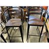 Image 1 : 2 MATCHING HAMILTON BAY BAR STOOLS