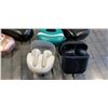 Image 2 : 10 SETS OF BLUETOOTH WIRELESS EAR BUDS SETS, INCLUDING SOME BRAND NAMES