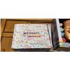Image 2 : 2 NEW CASES OF MERMAID LOLLIPOPS, CASE OF FRUIT SLICE CANDY, AND 2 KIDS SORTER TOYS