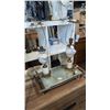 Image 1 : VINTAGE FOOD WARMER TRAY AND 2 TABLE LAMPS
