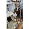 Image 2 : VINTAGE FOOD WARMER TRAY AND 2 TABLE LAMPS
