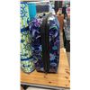 Image 2 : HARDCASE SUITCASE AND 2 BEACH PADS WITH HEAD REST