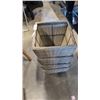 Image 2 : SET OF 4 RATTAN PLANTERS