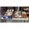 Image 1 : DECOR ITEMS, BLOW DRYERS, VINTAGE TINS, SHOWER HOSE AND HEAD