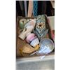 Image 3 : DECOR ITEMS, BLOW DRYERS, VINTAGE TINS, SHOWER HOSE AND HEAD