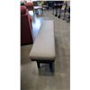 Image 2 : EXTRA LONG HALLWAY BENCH