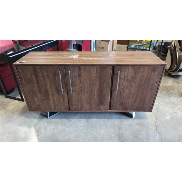 RUSTIC THREE-DOOR BUFFET UNIT