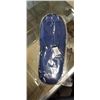 Image 2 : CASE OF NEW SLIPPERS AND CASE OF NEW SHIRTS