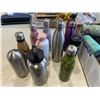 Image 2 : LARGE LOT OF 20 PLUS WATER BOTTLES