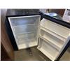 Image 2 : HISENSE BAR FRIDGE