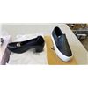 Image 2 : 3 NEW PAIRS OF LADIES SHOES, SIZE 5.5, 8 AND 8.5